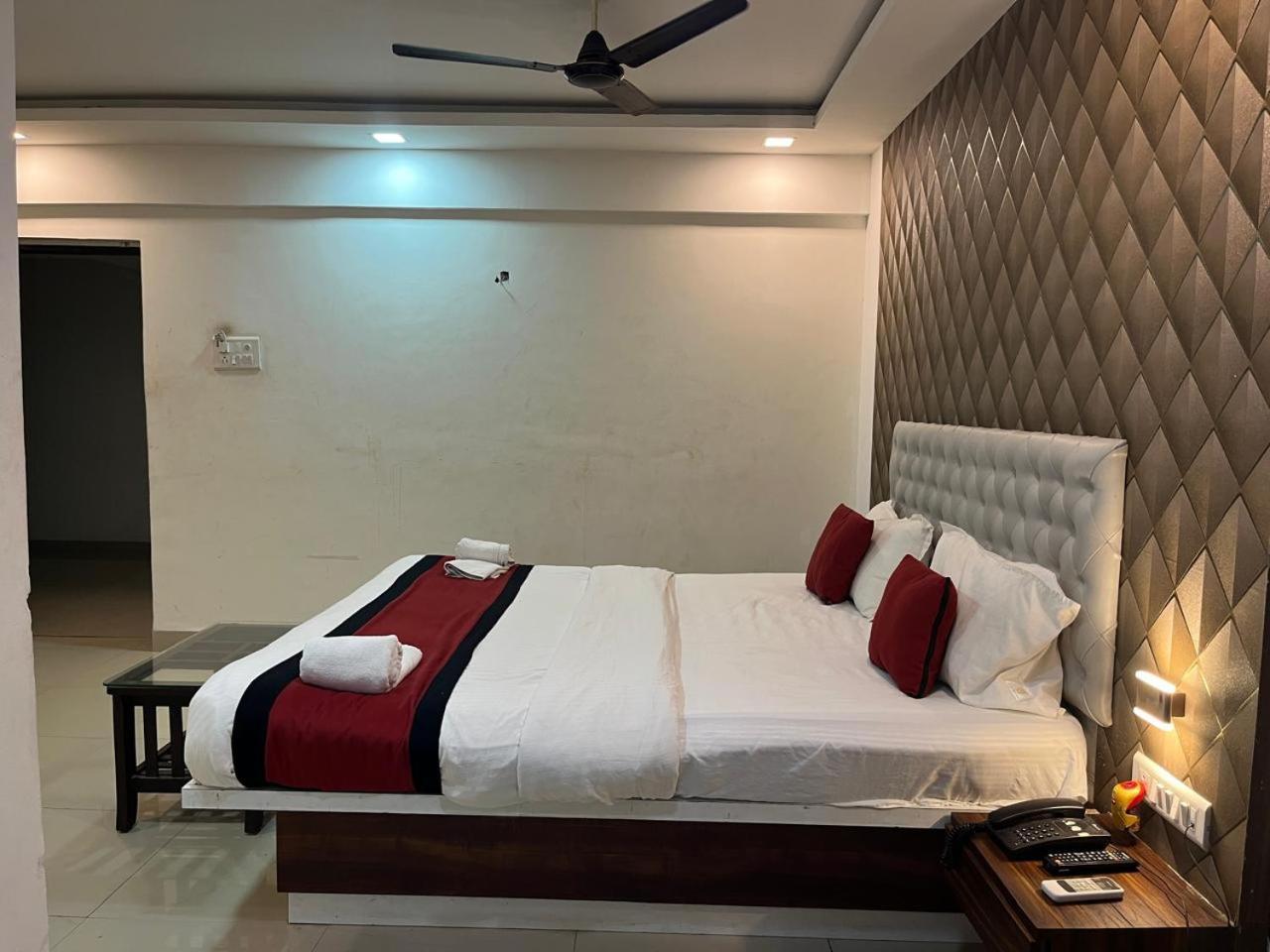 Arsh Executive Inn دايف المظهر الخارجي الصورة