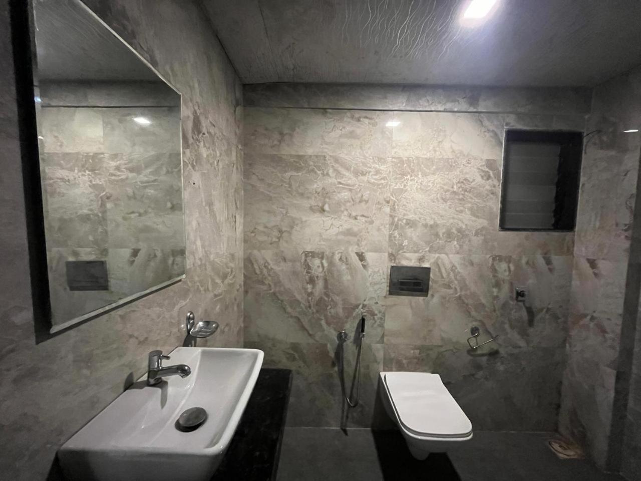 Arsh Executive Inn دايف المظهر الخارجي الصورة