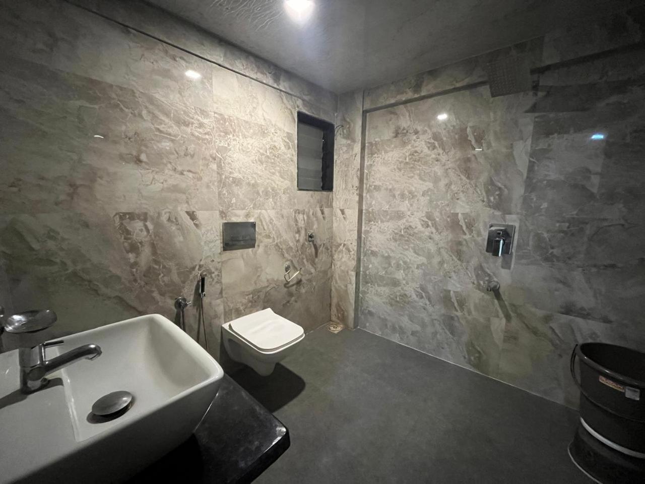 Arsh Executive Inn دايف المظهر الخارجي الصورة