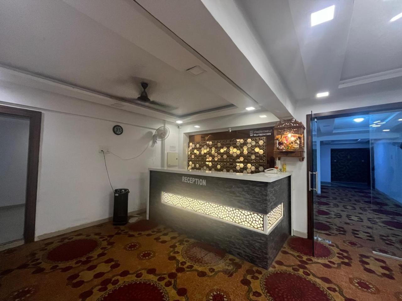 Arsh Executive Inn دايف المظهر الخارجي الصورة